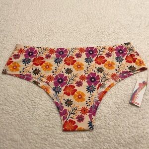 NWT Cheek Boss Midsummer Night Flower No Show Cheeky panty Size XL